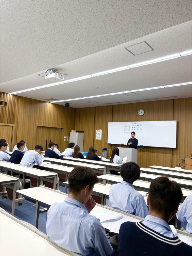 【２年生】二輪車講習会の説明会を行いました